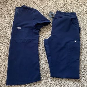 Figs scrub set catarina XS and yola pants XSP both navy blue